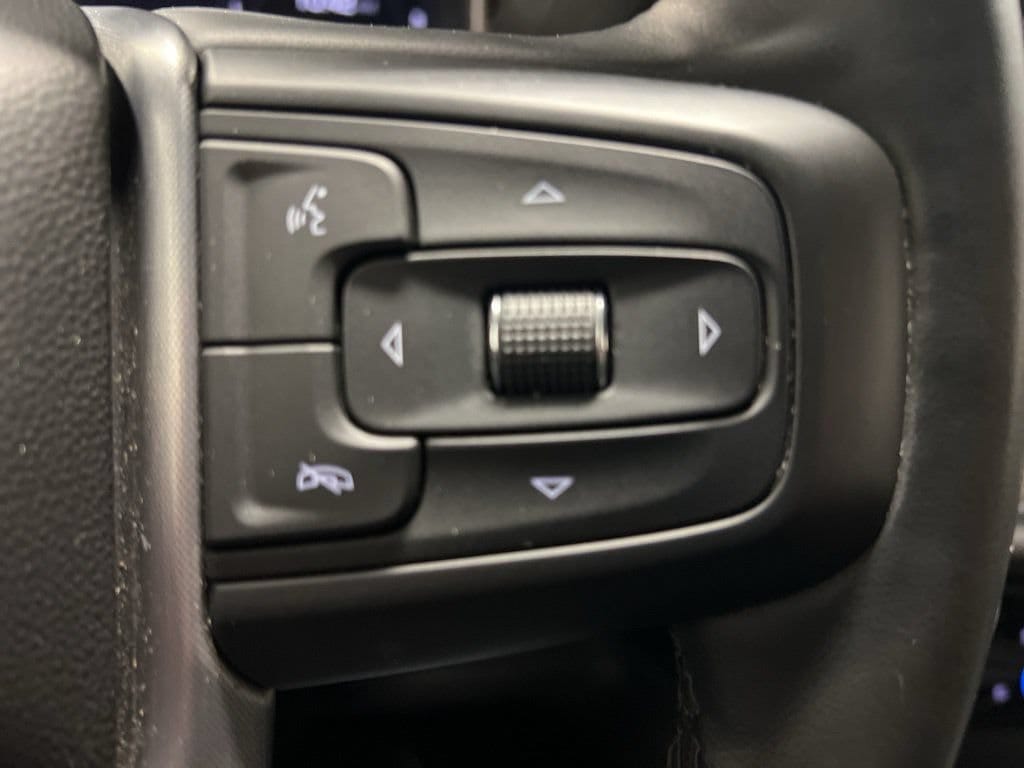 2024 GMC Sierra 1500 SLT - Photo 16