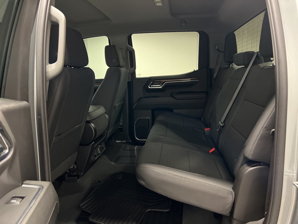 2024 Chevrolet Silverado 1500 LT - Photo 12