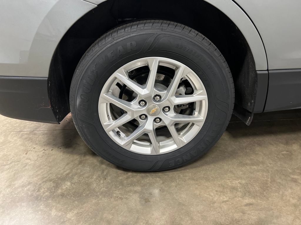 2023 Chevrolet Equinox LT - Photo 10