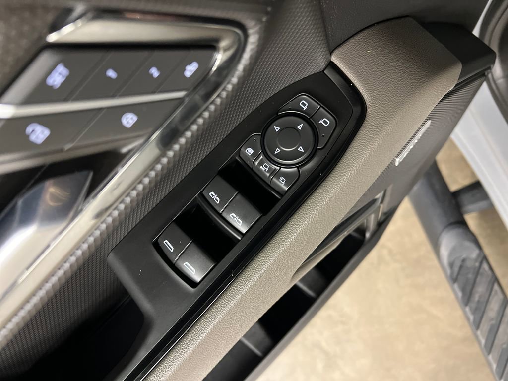 2024 Chevrolet Silverado 2500HD ZR2 - Photo 17