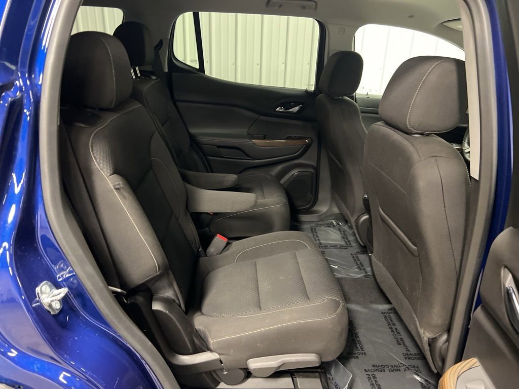 2023 GMC Acadia SLE - Photo 11