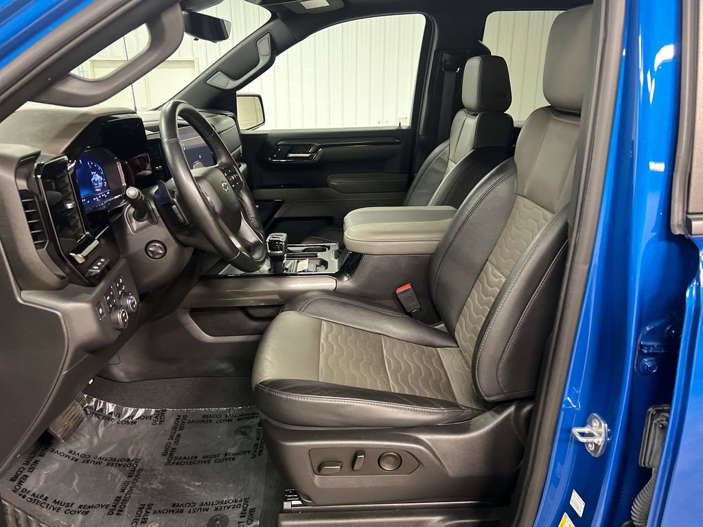 2024 Chevrolet Silverado 1500 ZR2 - Photo 13