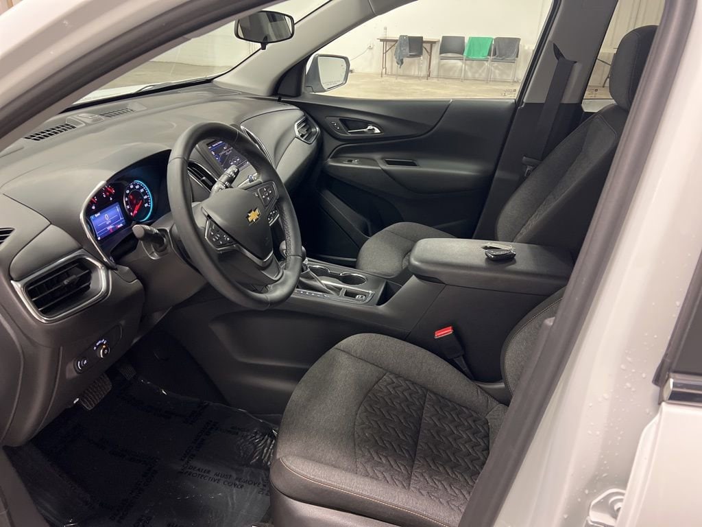 2023 Chevrolet Equinox LT - Photo 10