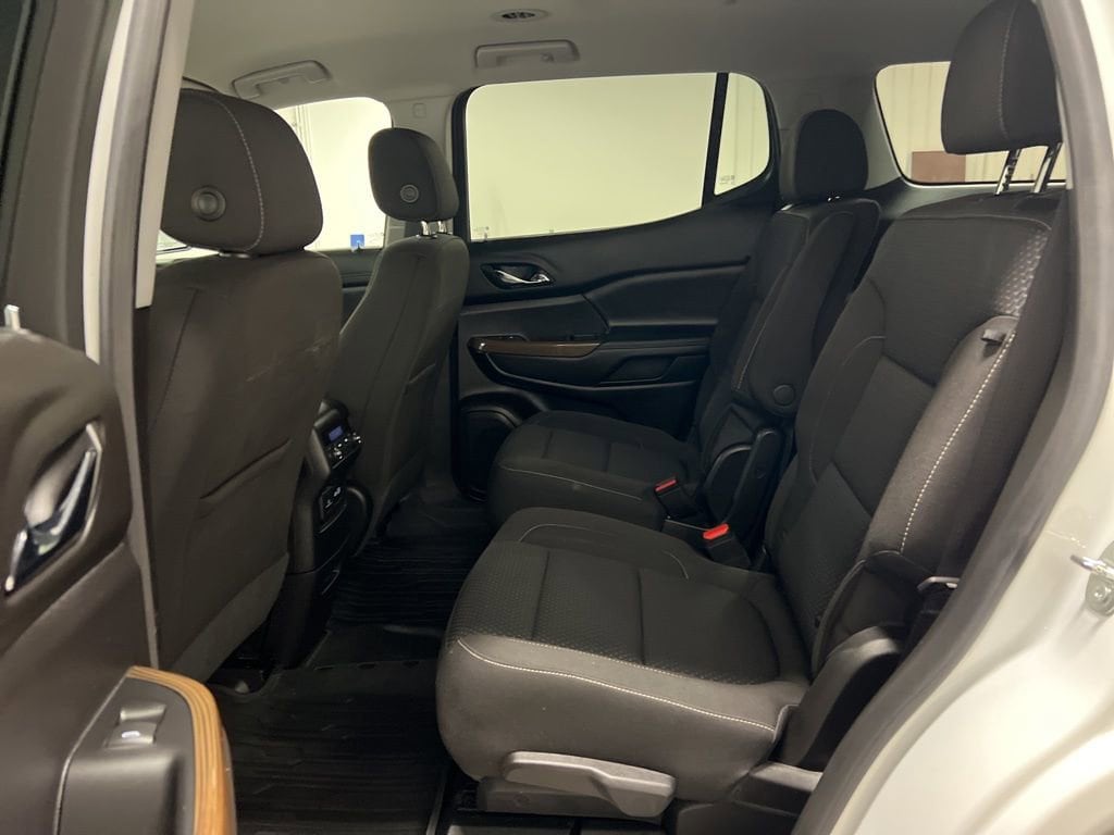 2023 GMC Acadia SLE - Photo 12