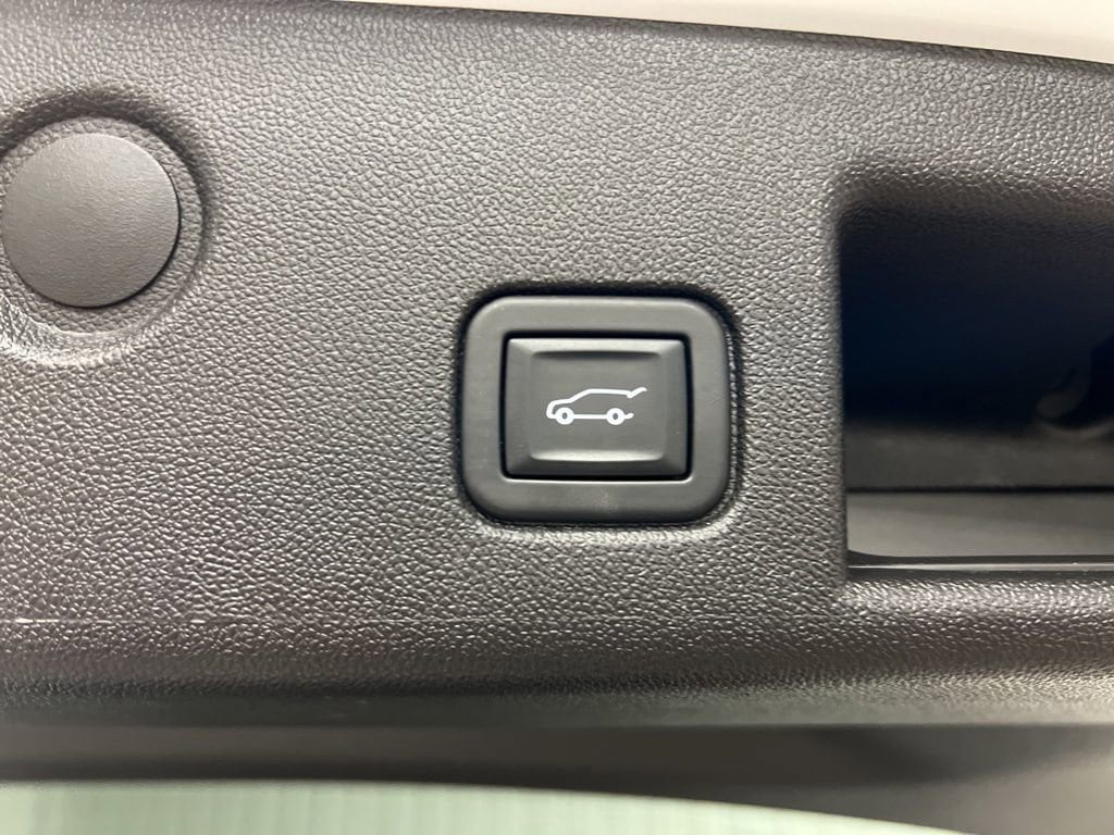 2023 Chevrolet Equinox LT - Photo 8