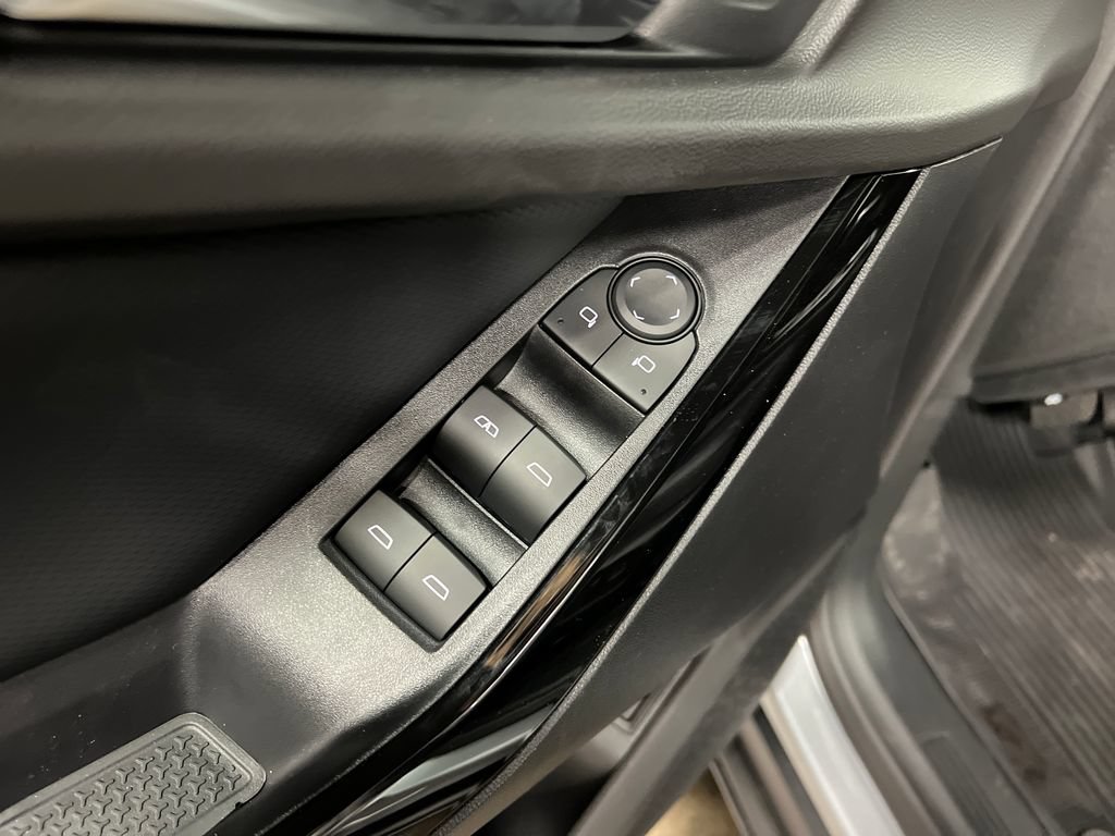 2027 Chevrolet Equinox LT - Photo 16