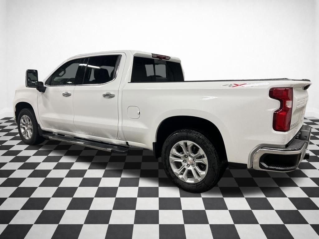 2025 Chevrolet Silverado 1500 LTZ - Photo 7