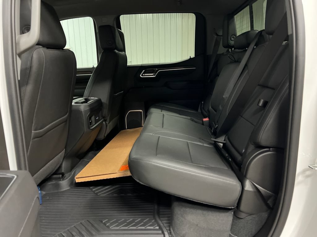 2026 Chevrolet Silverado 1500 RST - Photo 13