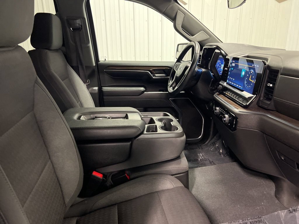 2023 Chevrolet Silverado 1500 RST - Photo 9