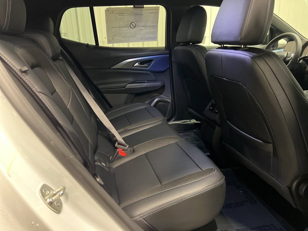 2026 Chevrolet Equinox EV 2LT - Photo 7