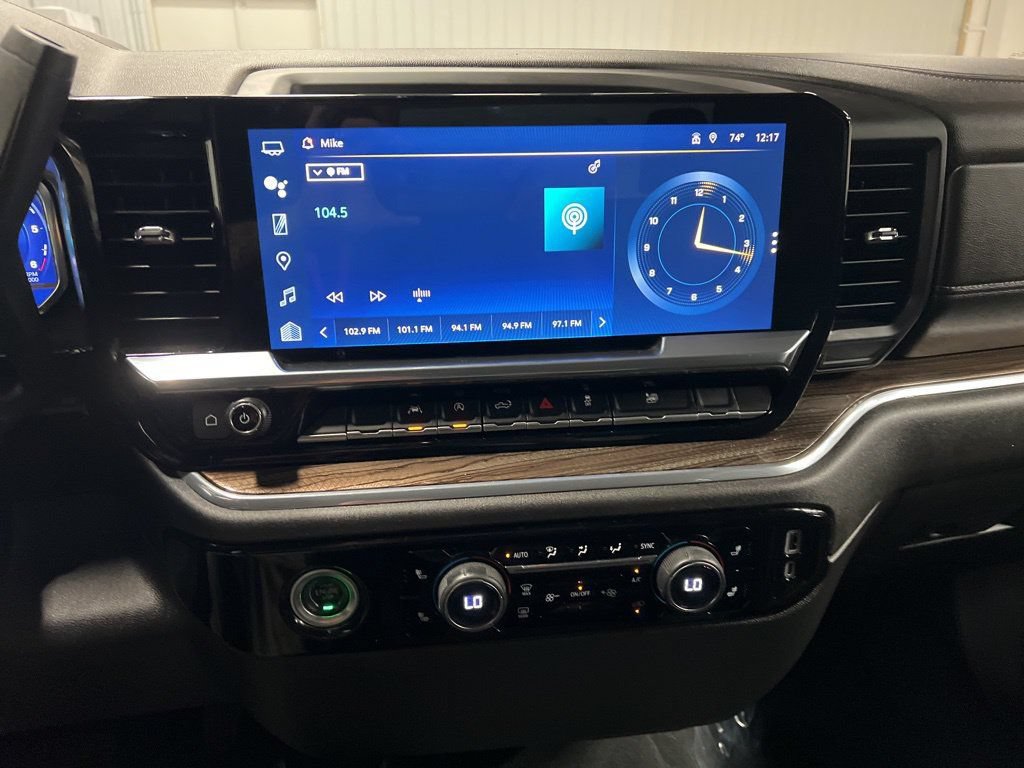 2023 Chevrolet Silverado 1500 RST - Photo 17