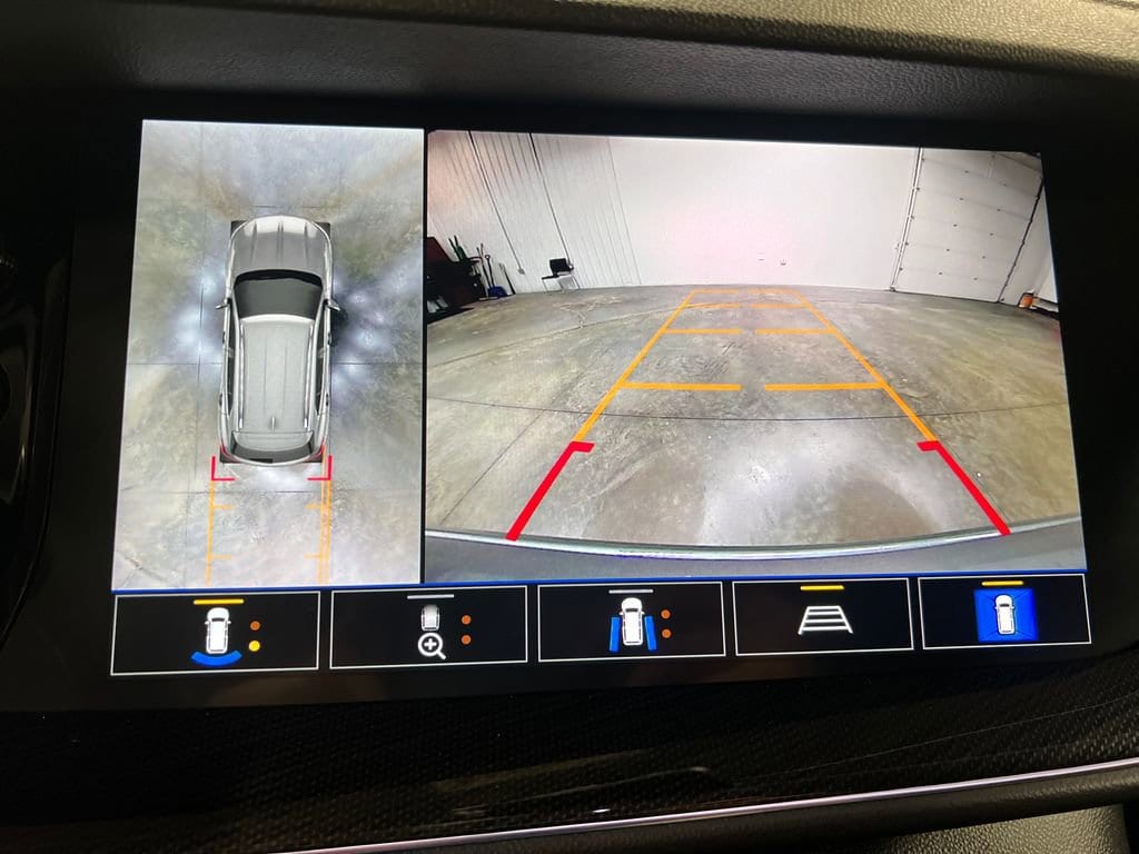 2023 Buick Envision Essence - Photo 25