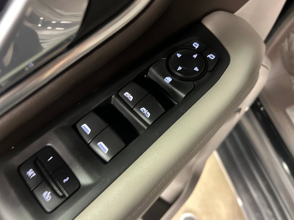 2021 Chevrolet Tahoe LT - Photo 16
