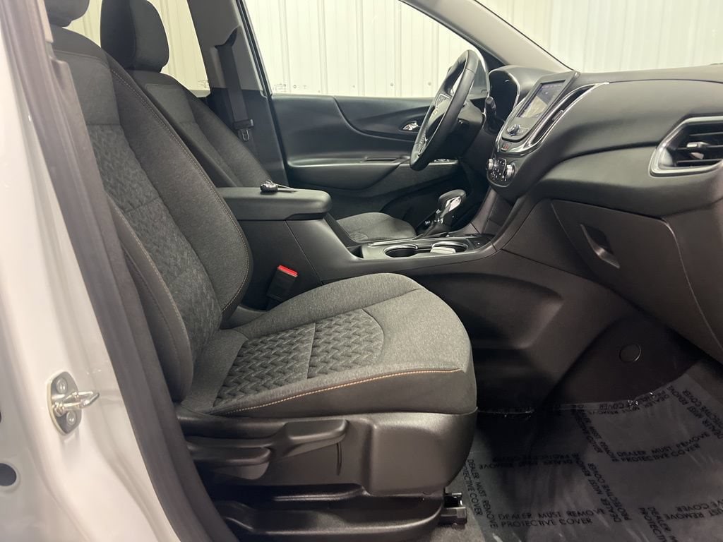 2023 Chevrolet Equinox LT - Photo 10