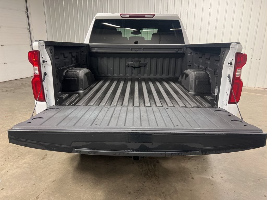 2023 Chevrolet Silverado 1500 RST - Photo 7