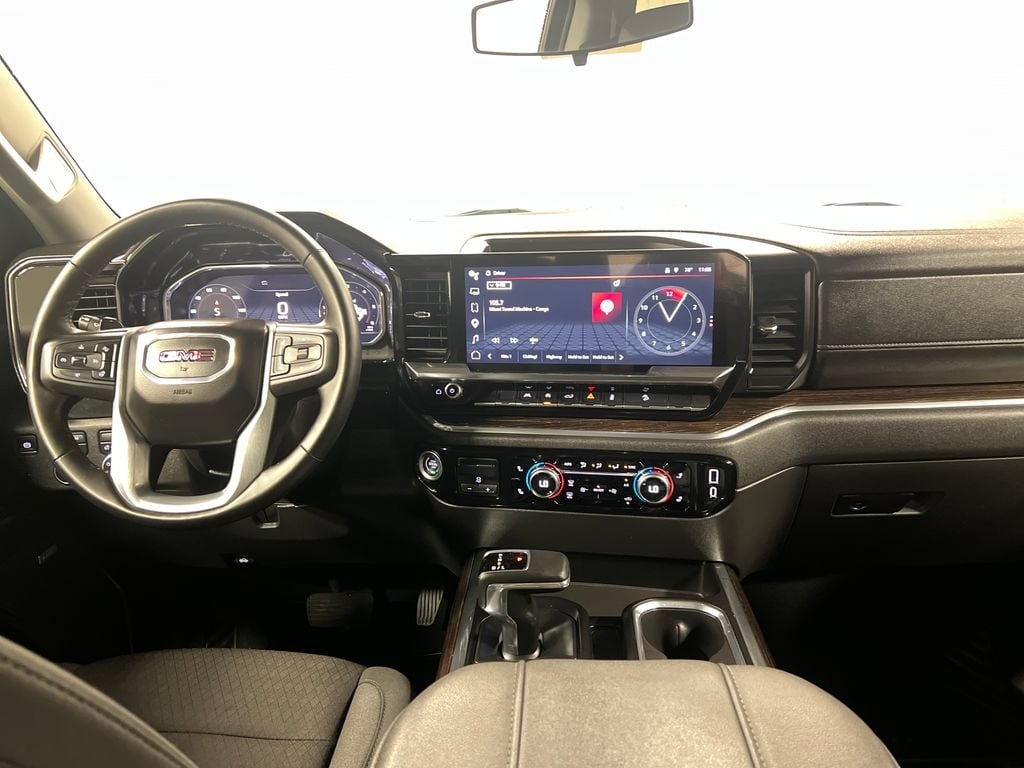 2025 GMC Sierra 1500 Elevation - Photo 17