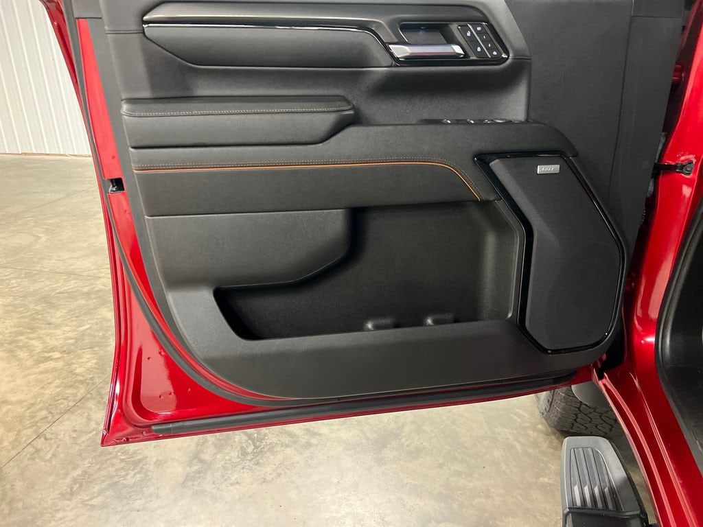 2024 GMC Sierra 2500HD AT4 - Photo 15