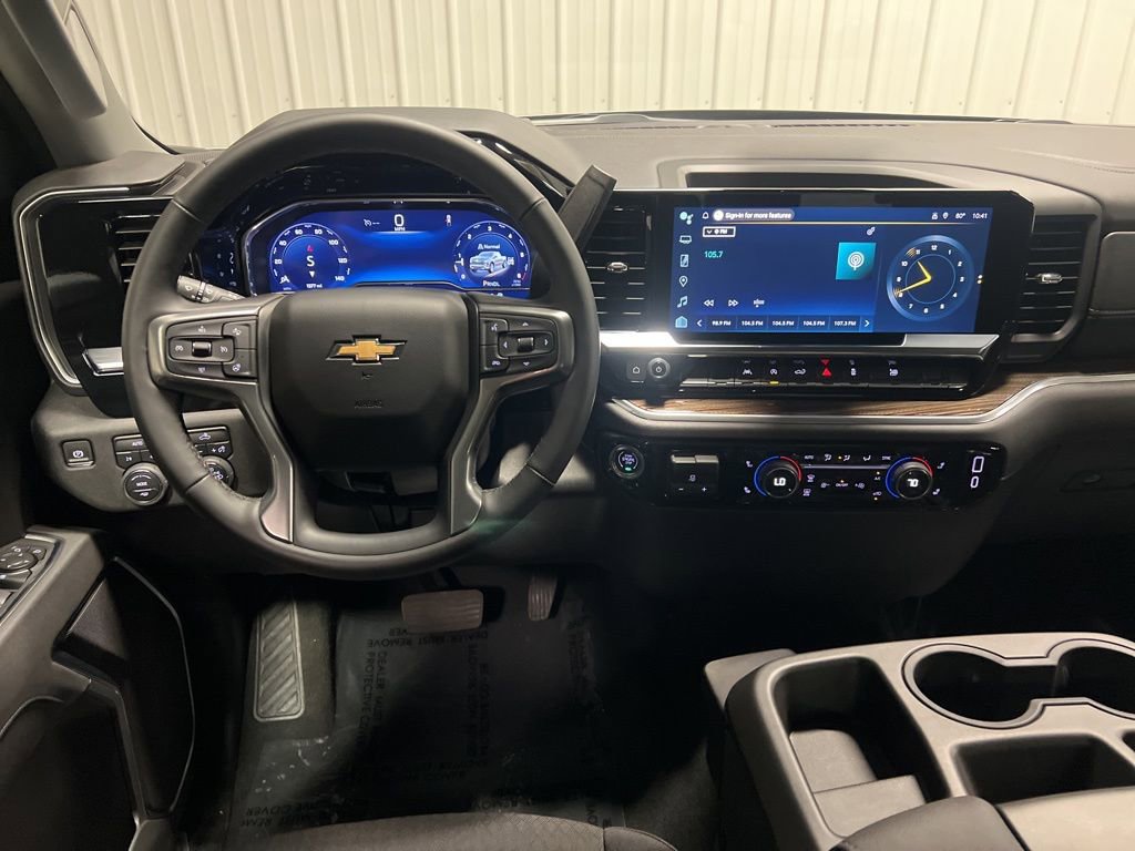 2025 Chevrolet Silverado 1500 LT - Photo 13