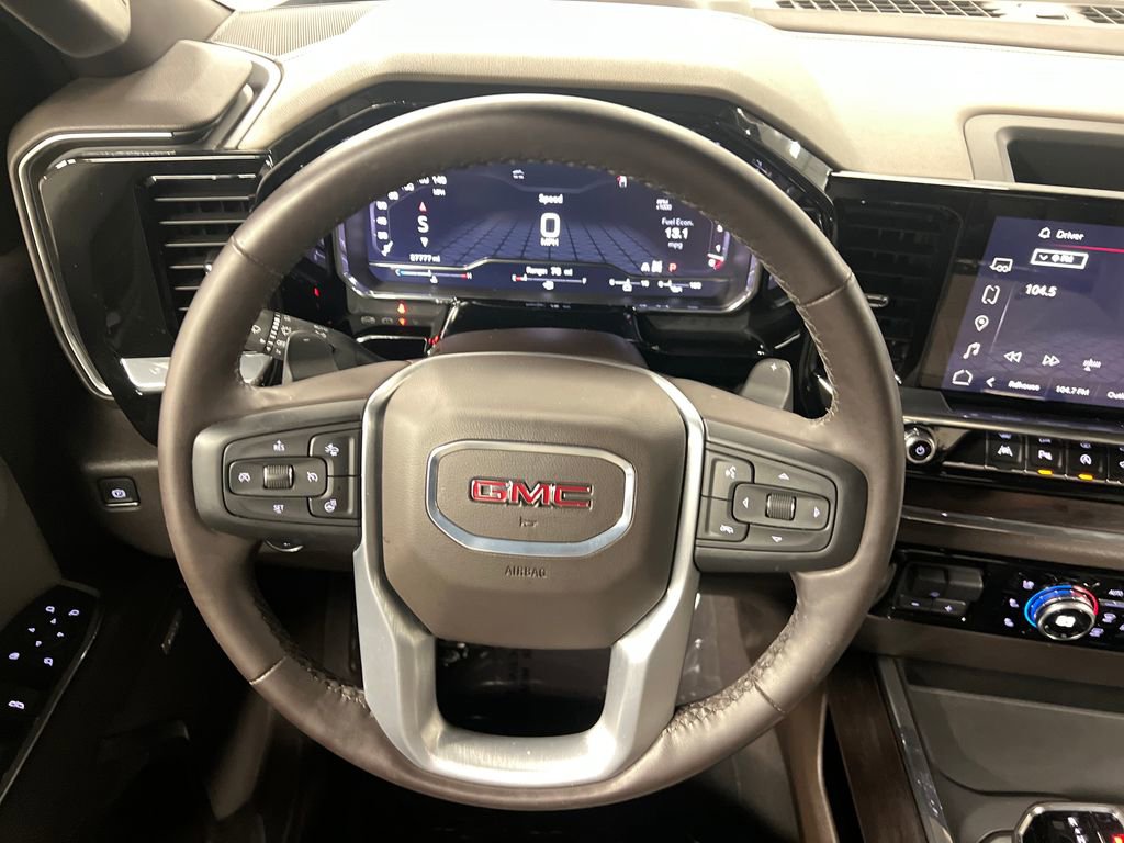 2024 GMC Sierra 1500 SLT - Photo 18