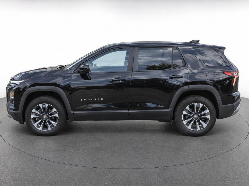 2026 Chevrolet Equinox LT - Photo 8