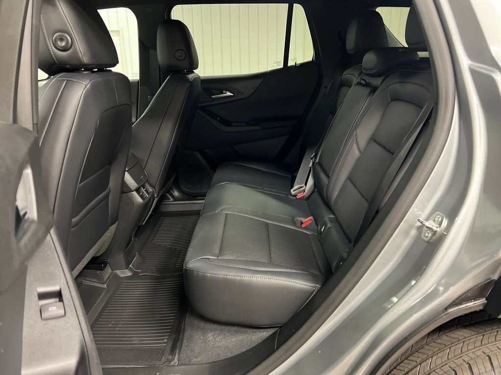 2027 Chevrolet Equinox LT - Photo 25