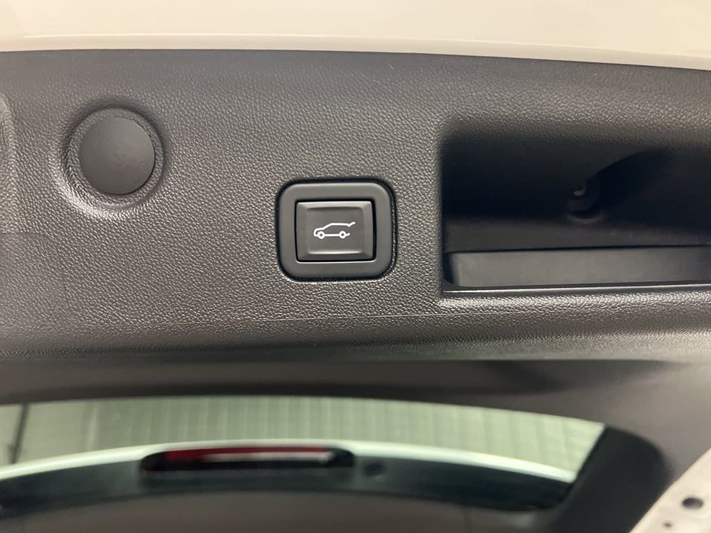 2024 Chevrolet Equinox LT - Photo 8