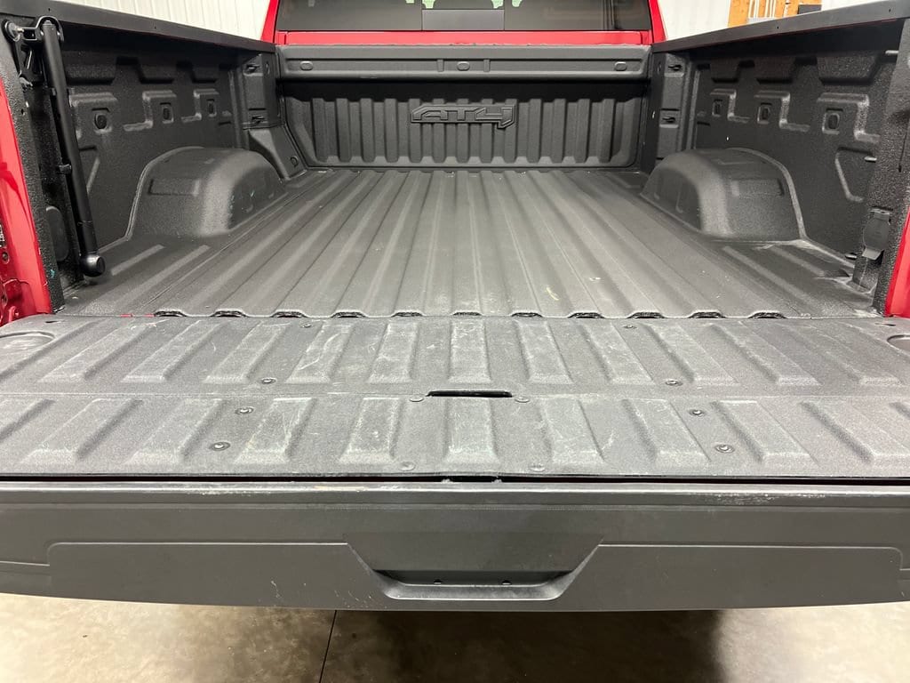 2024 GMC Sierra 2500HD AT4 - Photo 12