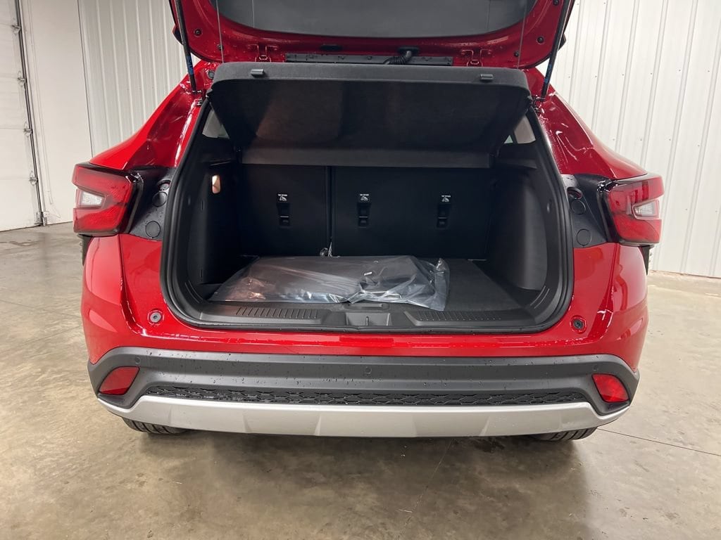 2026 Chevrolet Trax LT - Photo 6