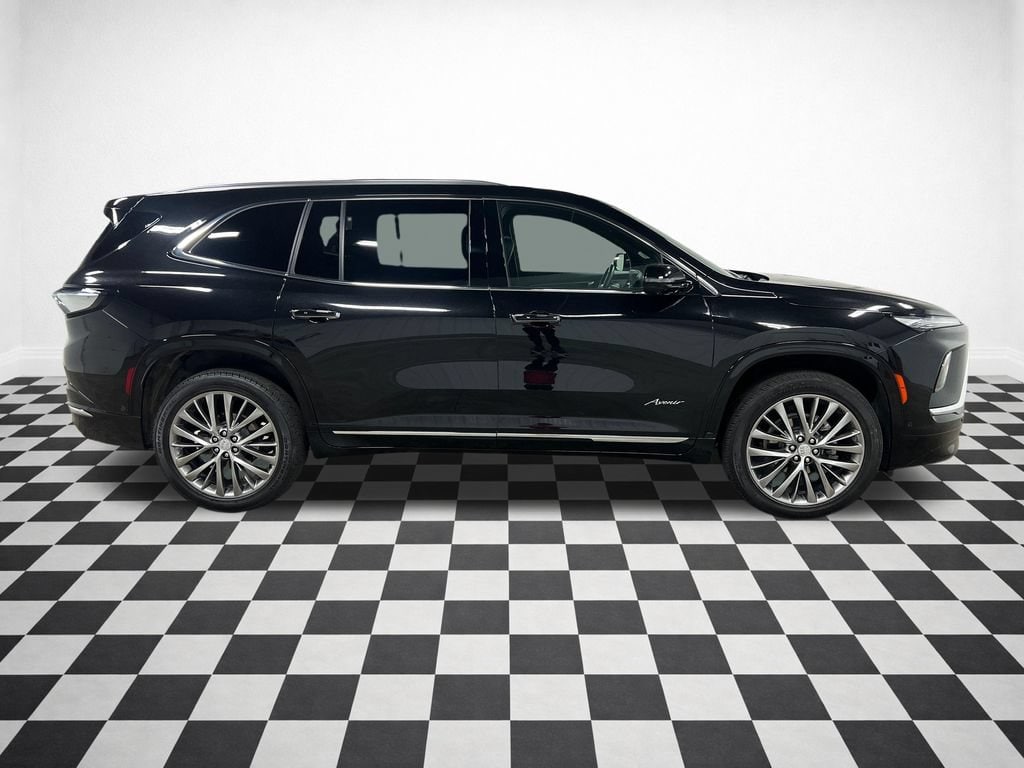 Used 2025 Buick Enclave Avenir SUV