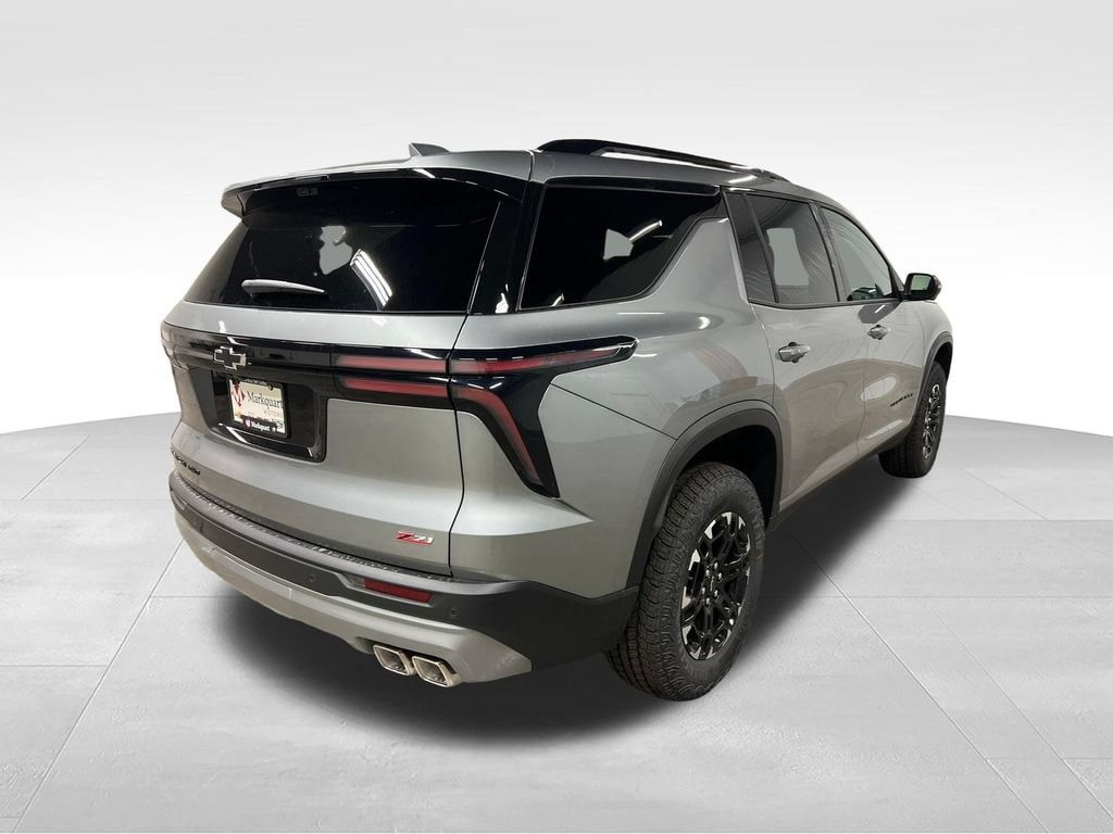 2027 Chevrolet Traverse Z71 - Photo 8