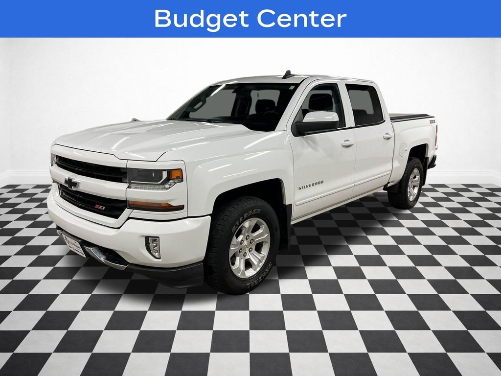 Used 2017 Chevrolet Silverado 1500 LT w/1LT Truck Crew Cab