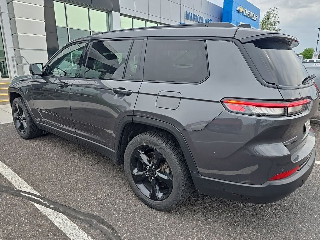Used 2021 Jeep Grand Cherokee L Laredo SUV