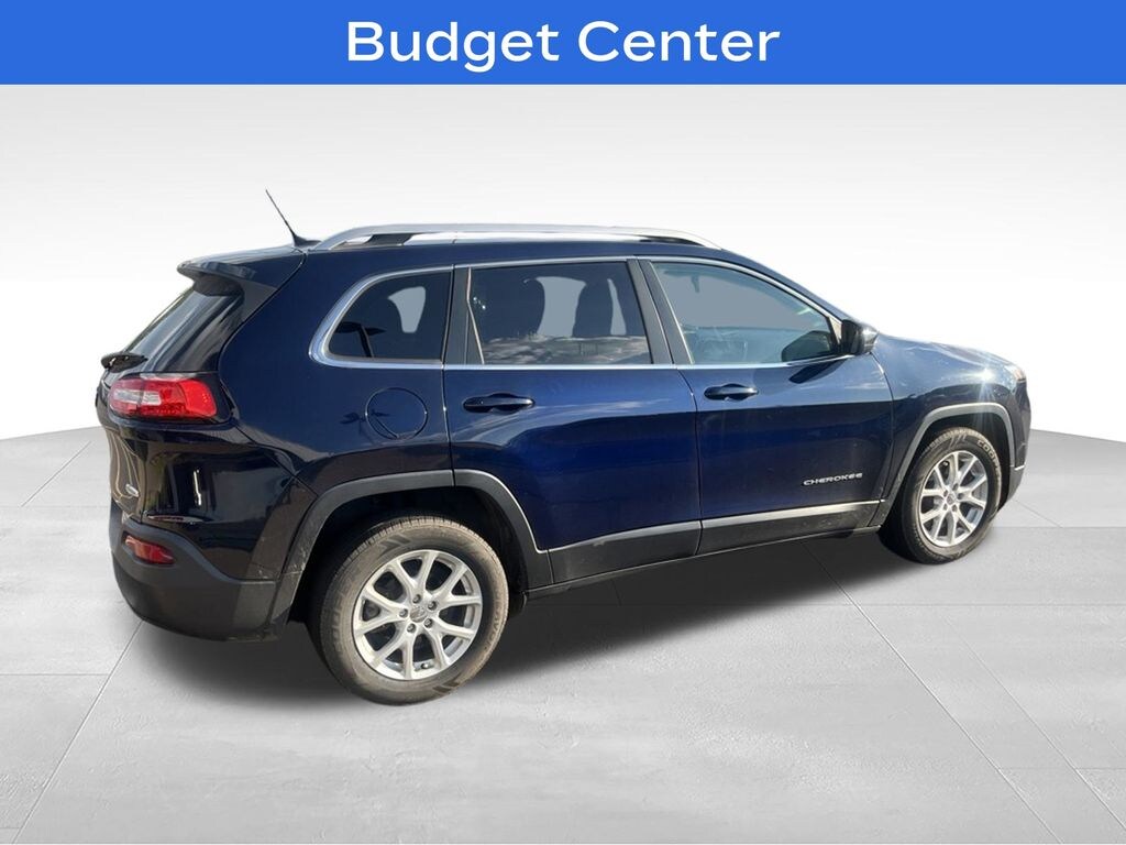 Used 2016 Jeep Cherokee Latitude FWD SUV