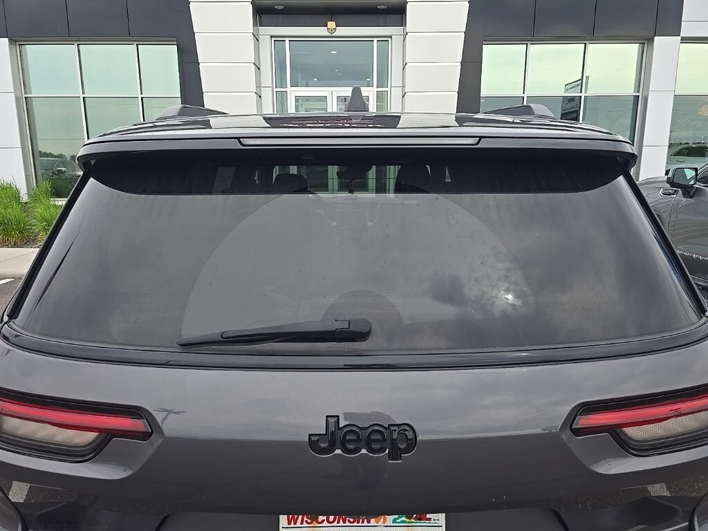 Used 2021 Jeep Grand Cherokee L Laredo SUV
