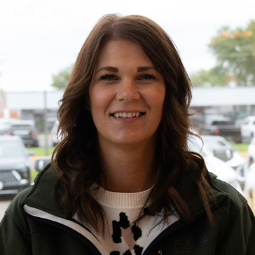Staff member AMANDA SCHWARTZ from ID_9e1a72