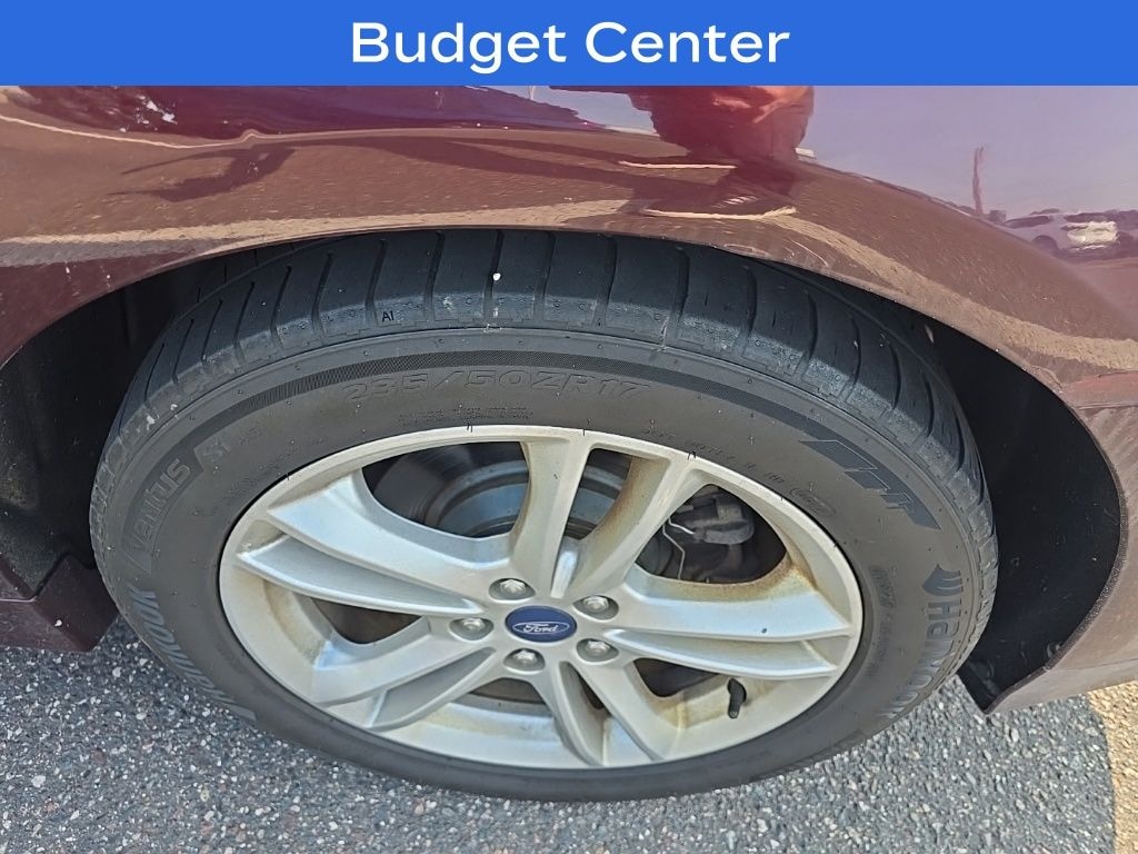 Used 2018 Ford Fusion SE Sedan
