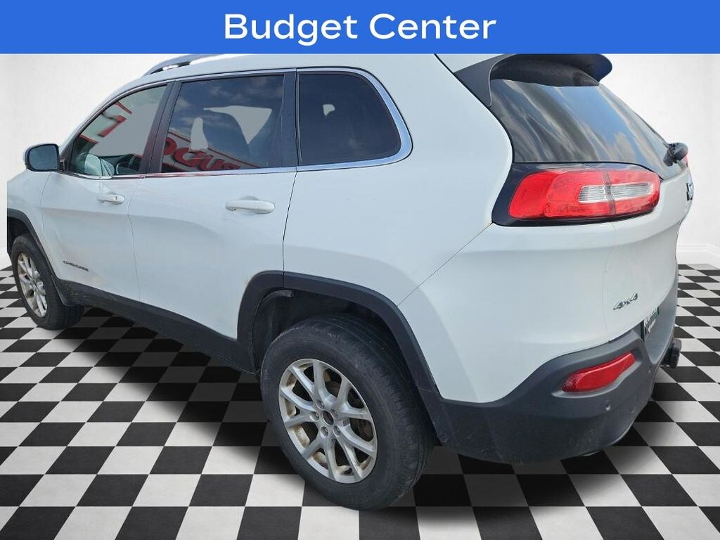 Used 2017 Jeep Cherokee Latitude 4x4 SUV