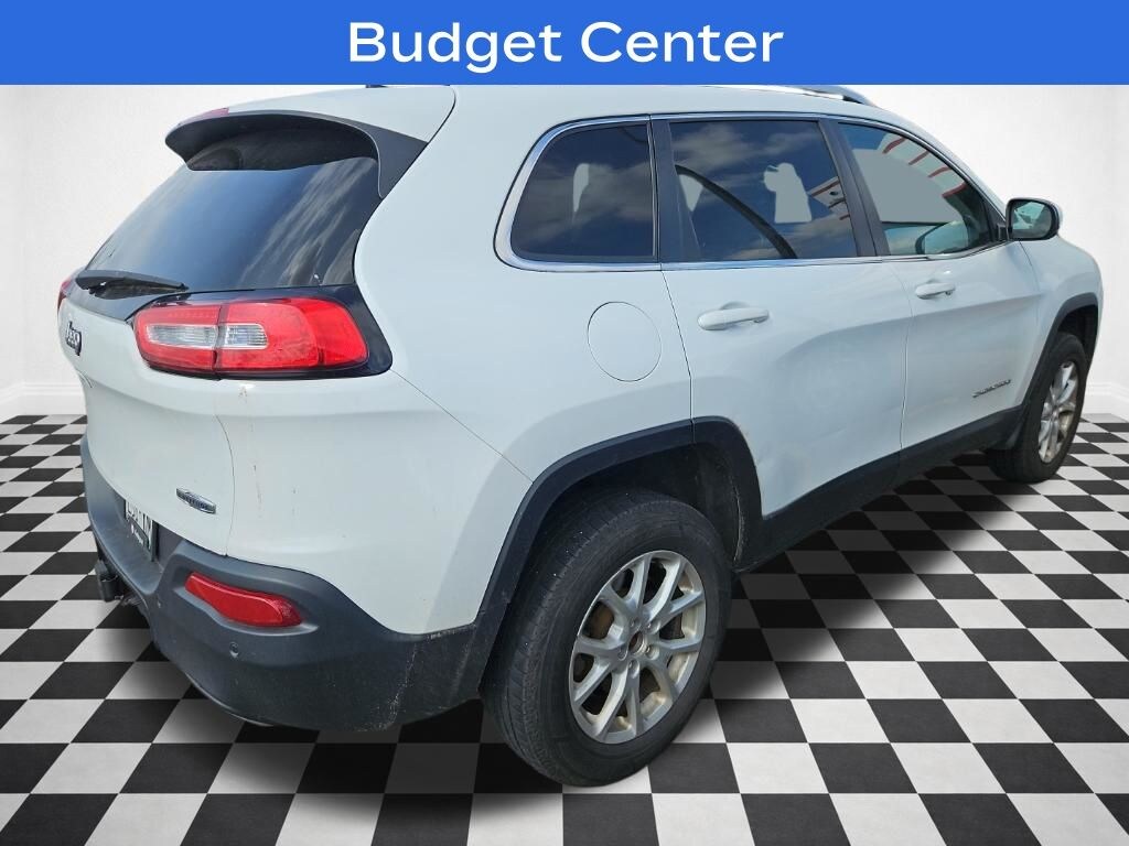 Used 2017 Jeep Cherokee Latitude 4x4 SUV