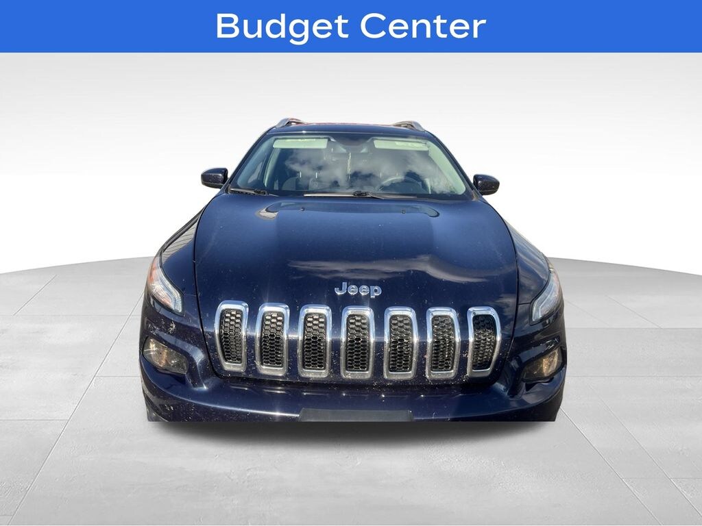 Used 2016 Jeep Cherokee Latitude FWD SUV
