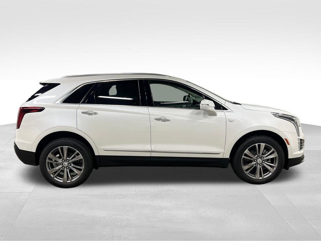 2026 Cadillac XT5 Premium Luxury - Photo 2