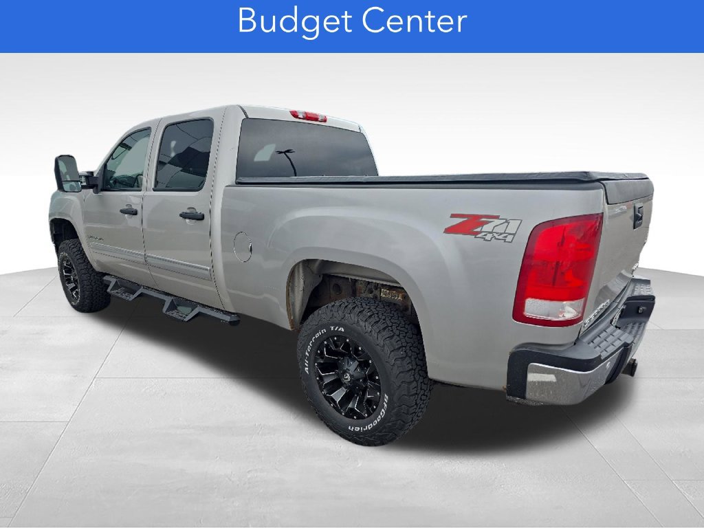 Used 2009 GMC Sierra 2500 HD SLE Truck