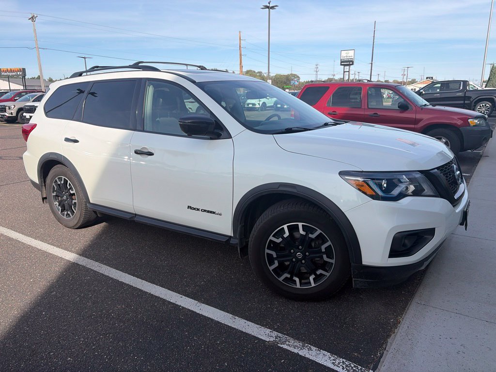 Used 2020 Nissan Pathfinder SL
