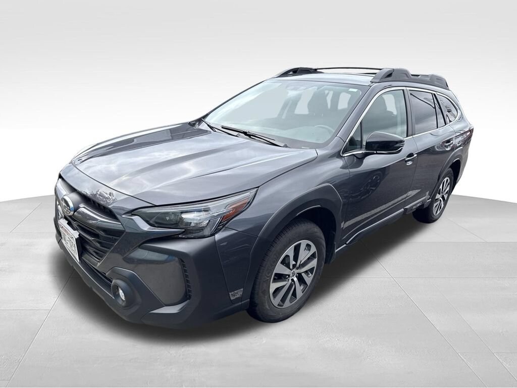Used 2025 Subaru Outback Premium SUV