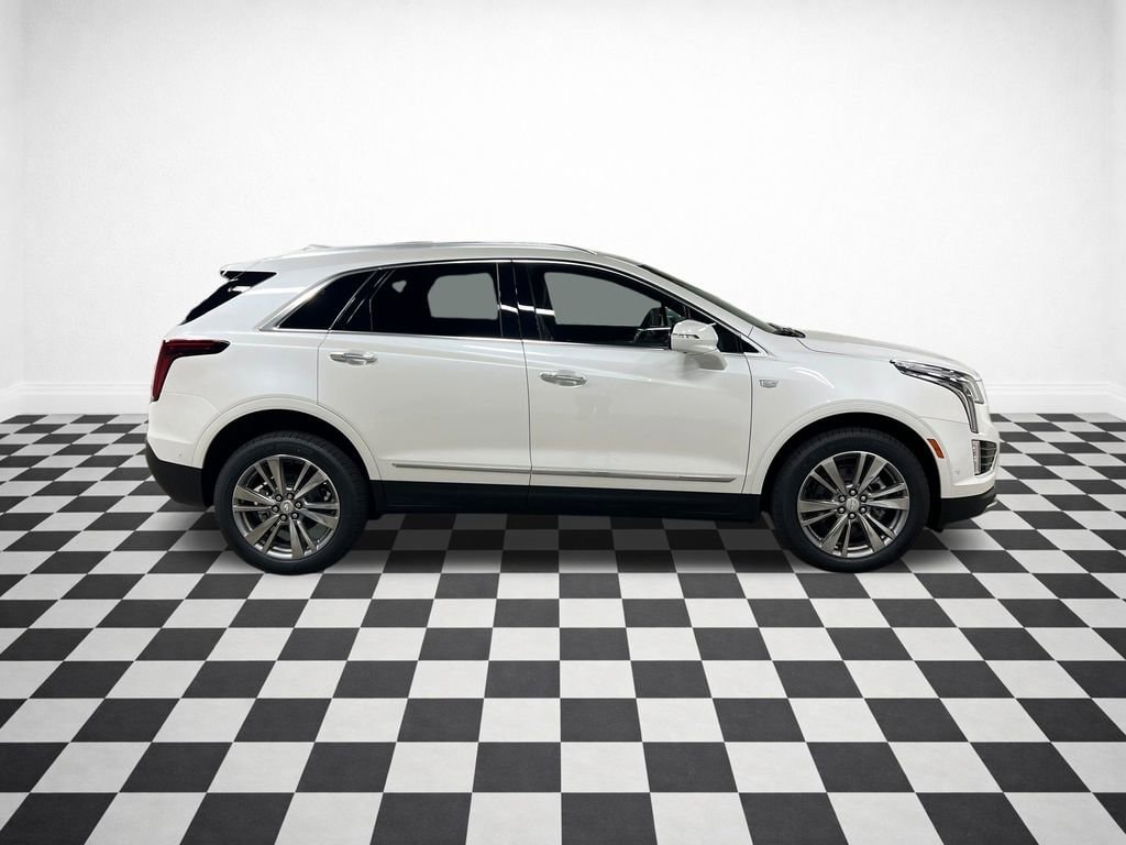 New 2026 CADILLAC XT5 Premium Luxury SUV