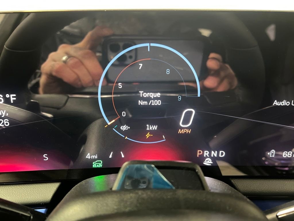 2026 Cadillac OPTIQ V-Series - Photo 19