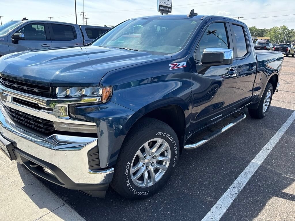 Used 2020 Chevrolet Silverado 1500 LT Truck