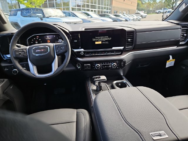 2026 GMC Sierra 1500 SLT - Photo 6