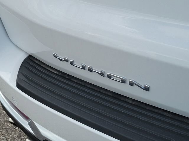 2026 GMC Yukon XL Denali - Photo 7