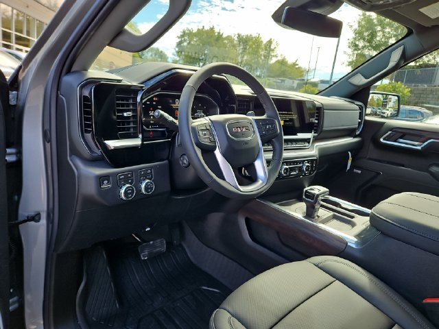 2026 GMC Sierra 1500 SLT - Photo 16