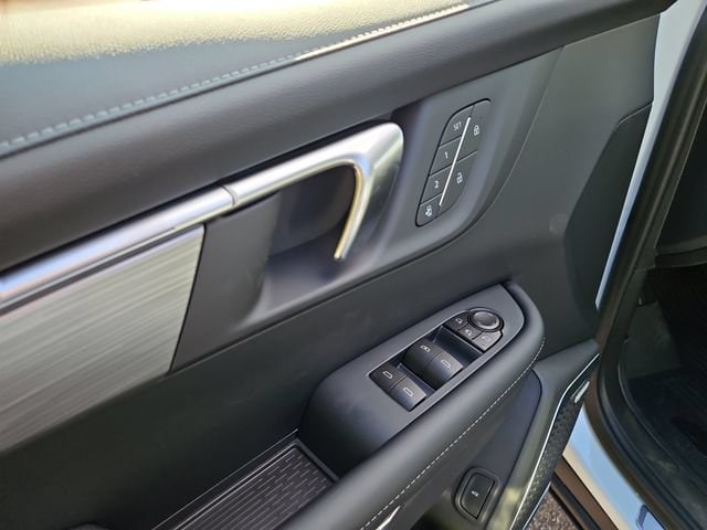 2026 Buick Enclave Preferred - Photo 19
